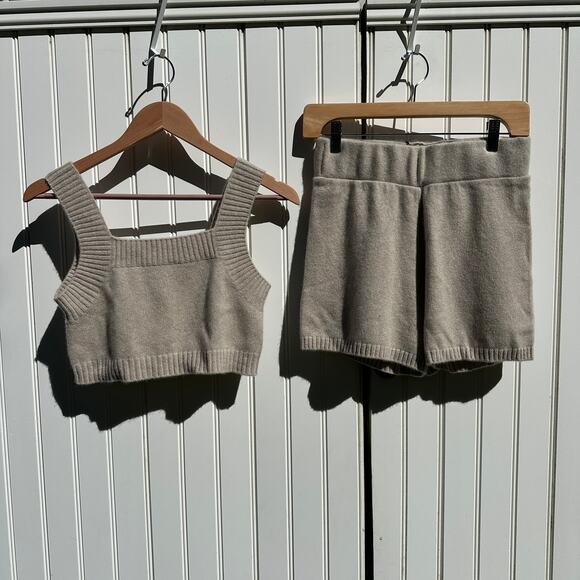 Lisa Yang Winnie Shorts Barbara Bralette Crop Size 1 S / M Sand Cashmere Sweater - Picture 1 of 16